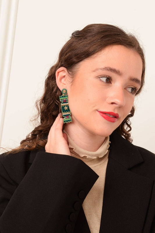 GREEN CRACKER EARRINGS