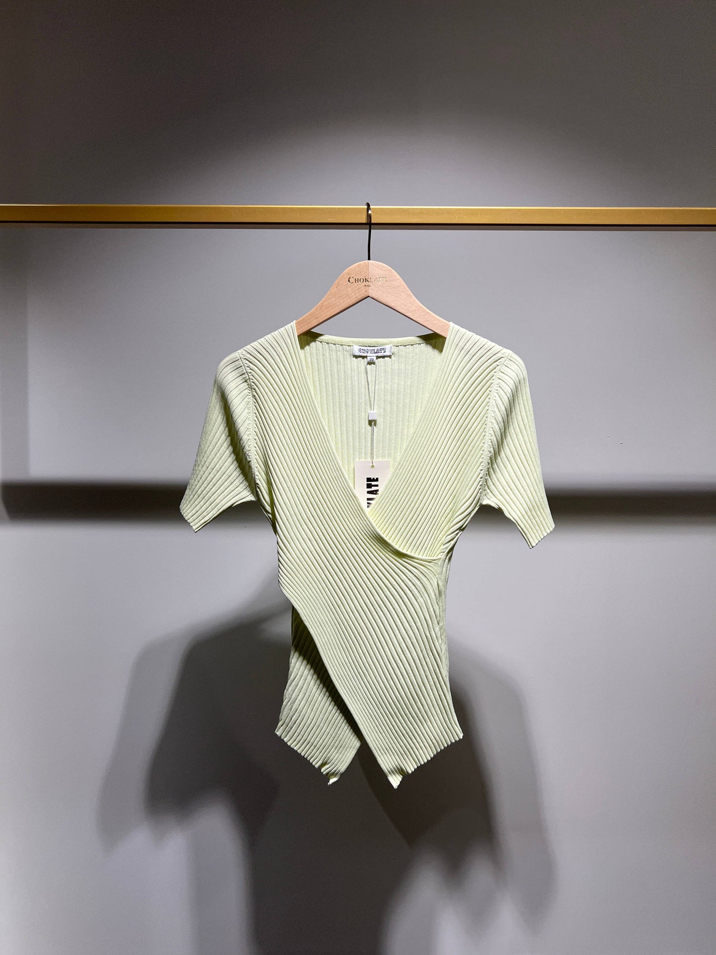 Ribbed knit wrap T-shirt